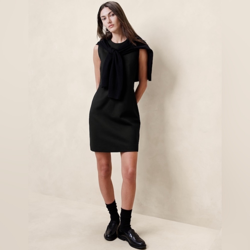 NWT Banana Republic Everywhere Ponte Sheath Dress Size 0.